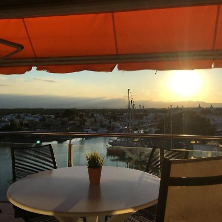 Vue Panoramique sur la Mediterrannée, appartement sur canal&proche plage Roses Extérieur photo
