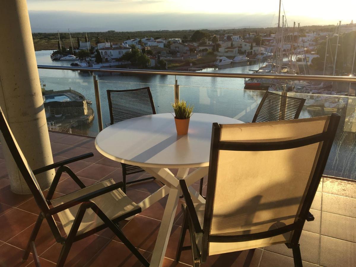 Vue Panoramique sur la Mediterrannée, appartement sur canal&proche plage Roses Extérieur photo
