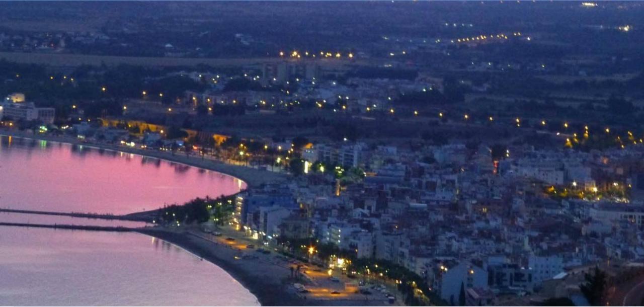 Vue Panoramique sur la Mediterrannée, appartement sur canal&proche plage Roses Extérieur photo