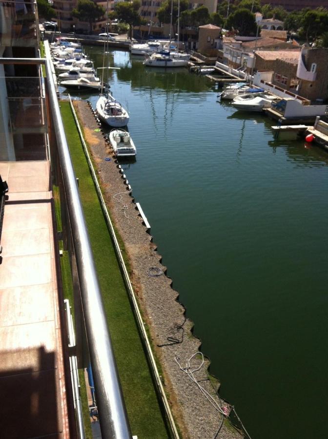 Vue Panoramique sur la Mediterrannée, appartement sur canal&proche plage Roses Extérieur photo